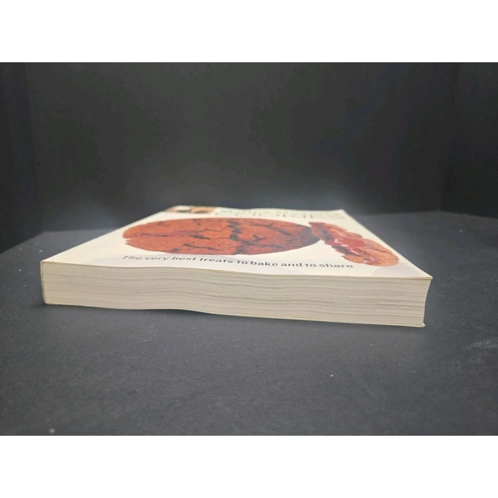 Martha Stewarts Cookies Cookbook 2008 First Edition 17th Printing Baking Recipes